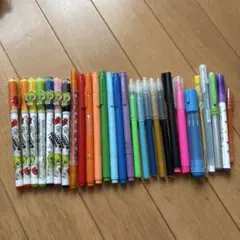 平成 当時 カラーマーカー 蛍光ペン カラーペンまとめ売り 28本 多色のサムネイル