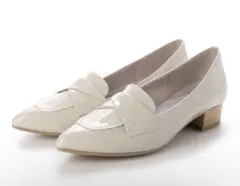 Launa lea ポインテッドトゥ パンプス ベージュ 24.0cmのサムネイル