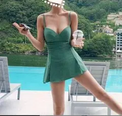 【新品未使用】水着／スカートタイプ／２ピース／グリーン／Mサイズ