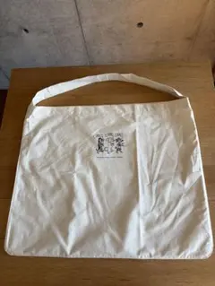 ARTS&SCIENCE 2025-2026　ホリデーショッパー