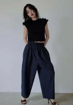 MEER. STRIPED VOLUME PANTS/navy