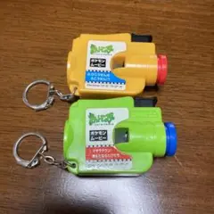 ポケモン カメラ型キーホルダー 2色セット