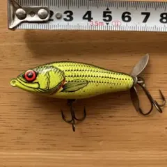 Item thumbnail for item 8197ec07-a530-46a2-bdc0-45457f45b54c