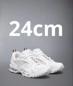 アシックス スニーカー