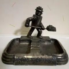 IRON FIREMAN アッシュトレイ（灰皿）ビンテージ - メルカリ