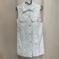 ZARAホワイト デニム ノースリーブワンピース、羽織