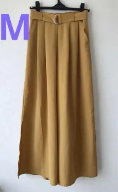 ベルト付き ガウチョパンツ　スリット入り　Mサイズ　匿名発送