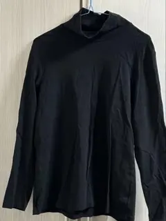 新品未使用　ユニクロ　レディース　ブラック　長袖　ハイネック　ブラック