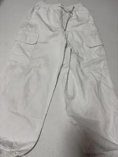 GU ホワイト　ロングパンツ　Sサイズ
