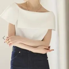 Noble コンパクトストレッチケープブラウス フリーサイズ　ホワイト