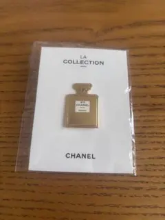 CHANEL Ｎｏ.5 ピンバッジ