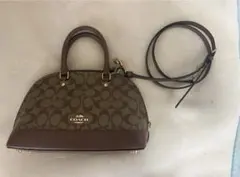coach ショルダーバッグ　ブラウンのサムネイル