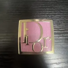 Dior バックステージ ロージー グロウ 810