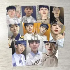 Item thumbnail for item 560cbee3-f4d2-44dc-8f52-6ac2b1fff7fb