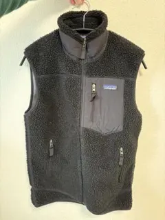 patagonia フリースベスト XS 黒 - メルカリ