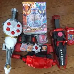 〈中古〉DX変身ベルトガヴ ガヴホイッピア　ゴチポッド　ガヴガブレイド　セット