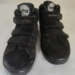 Item thumbnail for item ca74b3cc-40a1-4743-b15f-6a330a171bb4