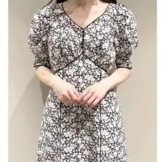 スナイデル SNIDEL sustainableバリエプリントワンピース