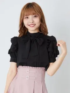 Ank Rouge アンクルージュ リボンタイハイネックパフブラウス 黒のサムネイル