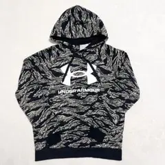 UNDER ARMOUR パーカー 迷彩 カモフラージュ デカロゴ サイズLG