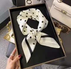 新品匿名配送　スカーフ　バンダナ　バッグアクセサリー　ヘアアクセサリー