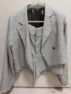 PAGEBOY テーラードジャケット ショート丈 セットアップのサムネイル