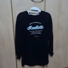 ハニーズ ブラック 長袖 Tシャツ プリント入り
