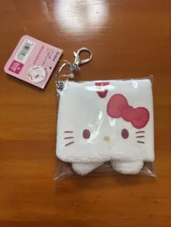 新品タグ付き　サンリオパペット風ケース付ハンドタオル　キティのサムネイル