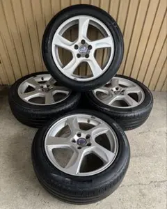 2026年最新】中古 VOLVO純正 スタッドレスタイヤホイール4本セットの