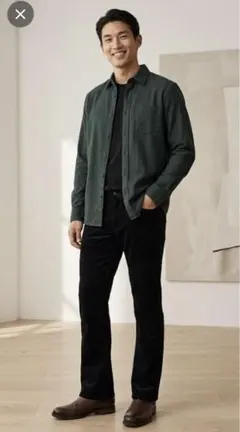 ✨H&M ブーツカット コーデュロイパンツ（BOOTCUT CORD）29/32のサムネイル