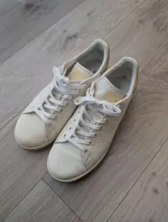 スタンスミス スニーカー