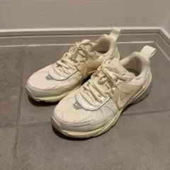 NIKE スニーカーのサムネイル