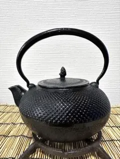 南部鉄器 湯釜 鉄瓶 五徳 ねじり環 灰ならし 運南堂 鍋元 茶道具 札幌市 白石区 東札幌 2026年最新】運南堂 南部鉄器の人気アイテム - メルカリ