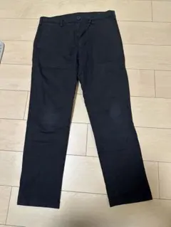 UNIQLO 黒　チノパン