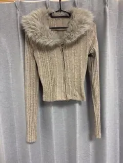 shein ファーカラートップス