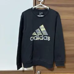 adidas、ロゴトレーナー