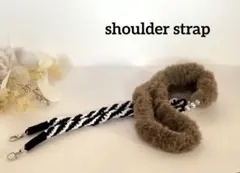 マクラメスマホショルダーストラップ＊モコモコ