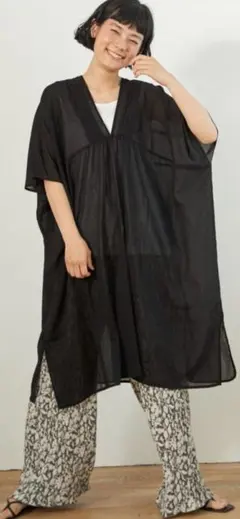 LBC 黒 カシュクールシャツ Mサイズのサムネイル
