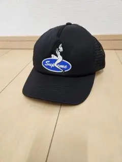 むっく様専用 Supreme ブラック トラッカーキャップ | Mercari