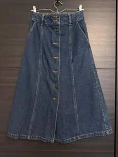 【美品】フロントボタンデニムフレアスカートのサムネイル