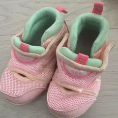 New Balance ベビーサンダル ピンク/グリーン