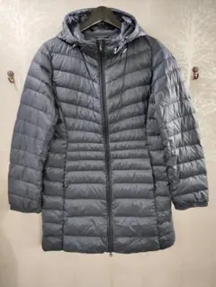 [UNIQLO]ウルトラライトダウンコートフード付き　ネイビー