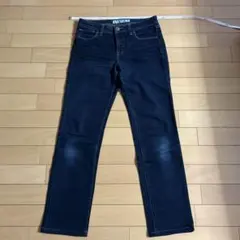 スキニーフィット　UNIQLO①