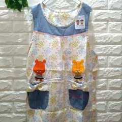 【新品】M〜L ルルロロ　保育士キャラクター　花柄エプロン