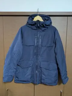 ユニクロ ホワイトマウンテニアリング ハイブリッドダウンオーバーサイズパーカ　M