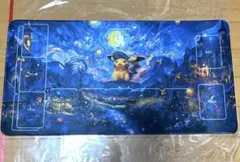 ポケモンカードゲーム　ゴッホ星月夜 ピカチュウ ポケカプレイマット