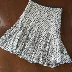 組曲 スカート