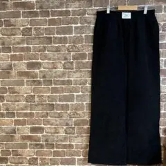 ワイドパンツ ブラック　コーデュロイ　シーイン