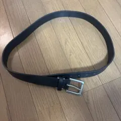 黒いレザーベルト メタルバックル付き値下げ⭕️