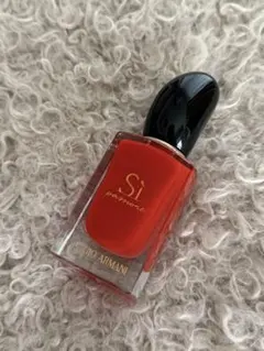 ジョルジオアルマーニ Si Passioneシィパシオーネ 30ml 香水のサムネイル